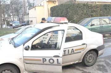Prinşi la volan fără permis şi cu autorizaţii de circulaţie expirate